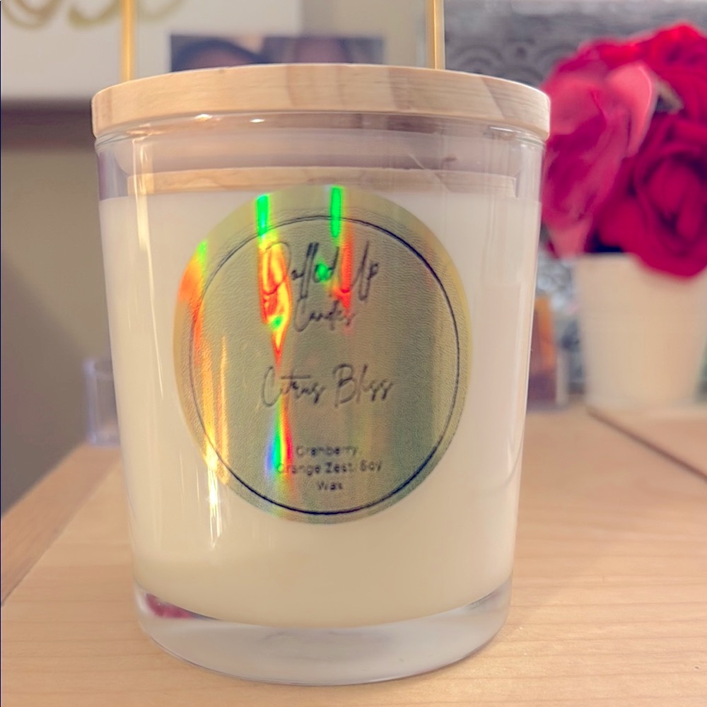 9oz Citrus Bliss Soy Wax Candle | Cranberry Orange Zest - Picture 3 of 4